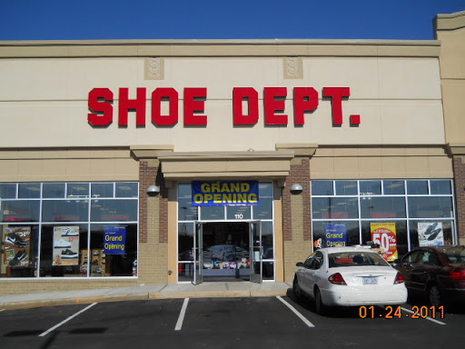 Shoe Dept., 5700 University Pointe Blvd #110, Charlotte, NC 28262, USA, 