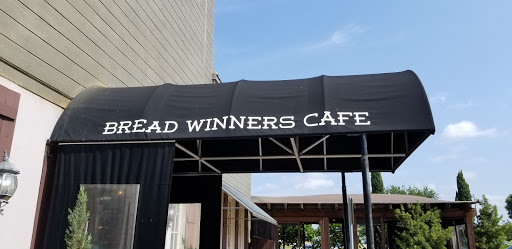 American Restaurant «Bread Winners Café & Bakery», reviews and photos, 4021 Preston Rd, Plano, TX 75093, USA