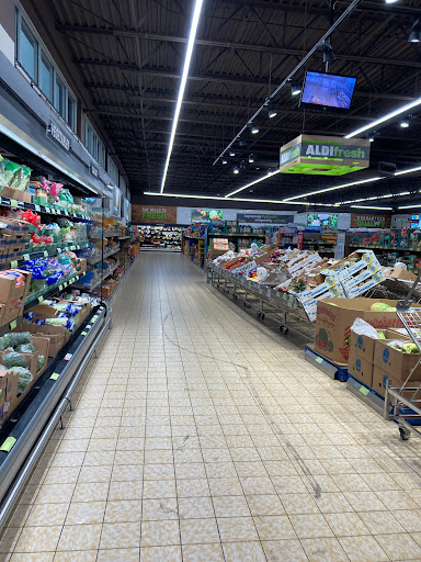 Supermarket «ALDI», reviews and photos, 3200 N Port Dr, Muscatine, IA 52761, USA