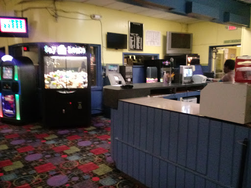 Bowling Alley «Mercury Lanes Inc», reviews and photos, 7630 Schaefer Rd, Dearborn, MI 48126, USA