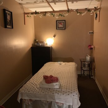LUCKY STAR MASSAGE 37918