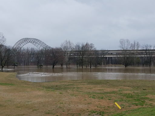 Golf Course «Shawnee Golf Course», reviews and photos, 460 Northwestern Pkwy, Louisville, KY 40212, USA