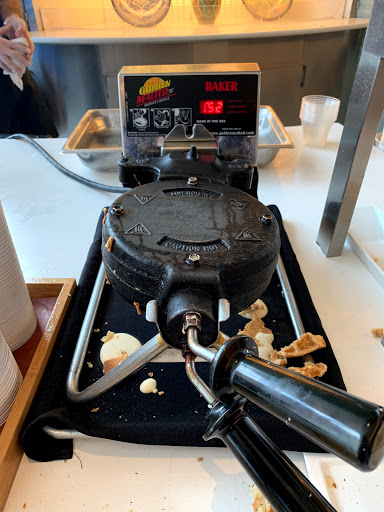 Shopping Mall «The Market and Shops at Comcast Center», reviews and photos, 1701 John F Kennedy Blvd #300, Philadelphia, PA 19103, USA