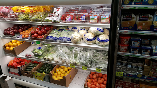 Kosher Grocery Store «Emanu-el Delicatessen», reviews and photos, 52 W Railroad Ave, Tenafly, NJ 07670, USA