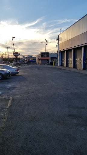 Auto Parts Store «Pep Boys Auto Parts & Service», reviews and photos, 1941 Forest Ave, Staten Island, NY 10303, USA