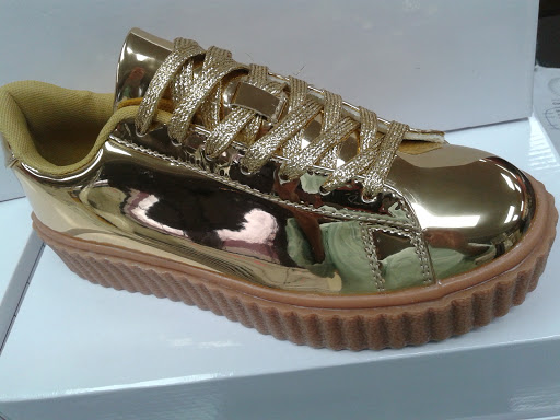 Shoe Store «SHOE TIME & SHOE TREND», reviews and photos, 3021 Freedom Dr, Charlotte, NC 28208, USA