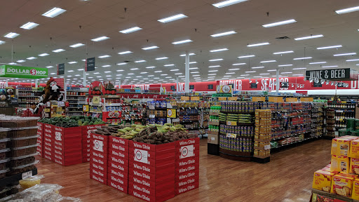 Grocery Store «Winn-Dixie», reviews and photos, 2880 Howland Blvd, Deltona, FL 32725, USA