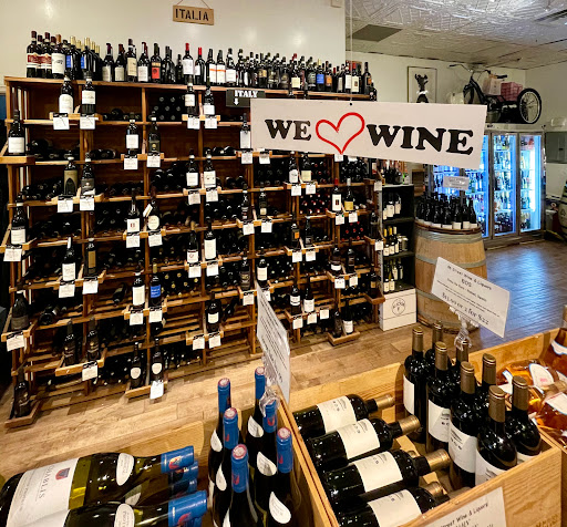 Wine Store «86 Street Wine & Liquor», reviews and photos, 304 East 86th St, New York, NY 10028, USA