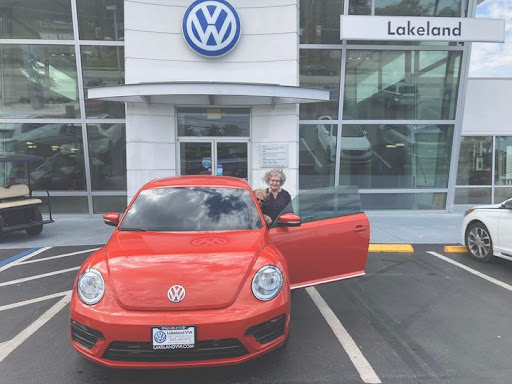 Volkswagen Dealer «Lakeland Volkswagen», reviews and photos, 209 S Lake Parker Ave, Lakeland, FL 33801, USA