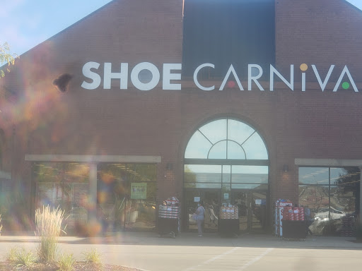 Shoe Store «Shoe Carnival», reviews and photos, 1001 75th St, Woodridge, IL 60517, USA