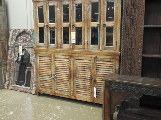 Furniture Store «The Dump Furniture Outlet», reviews and photos, 124 Newmarket Square, Newport News, VA 23605, USA