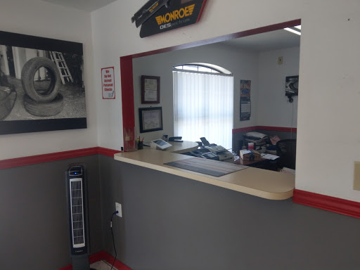 Auto Repair Shop «C & G Auto Center», reviews and photos, 4155 W Oak Ridge Rd, Orlando, FL 32809, USA