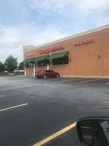 Walgreens, 590 Thornton Rd, Lithia Springs, GA 30122, USA, 