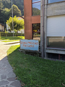 Scuola Musicale Maccagno Largo Alpini, 1, 21010 Maccagno con Pino e Veddasca VA, Italia