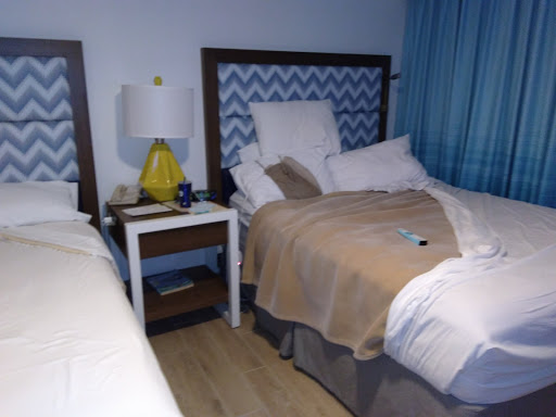 Beach Resort «Bilmar Beach Resort», reviews and photos, 10650 Gulf Blvd, Treasure Island, FL 33706, USA