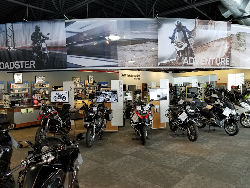 BMW Motorcycle Dealer «BMW Motorcycles of Cleveland», reviews and photos, 7315 N Aurora Rd, Aurora, OH 44202, USA