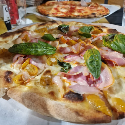 3 Pomodori Pizza e Fritti in Casole Bruzio, Provincia di Cosenza
