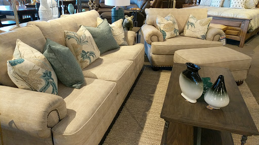 Furniture Store «Crowley Furniture», reviews and photos, 200 N 291 Hwy, Liberty, MO 64068, USA