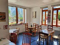 Atmosphère du Café Café Bar du Kiosque à Saint-Julien-Mont-Denis - n°1