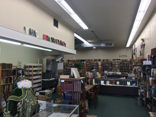 Book Store «Bookseller Inc», reviews and photos, 39 Westgate Cir, Akron, OH 44313, USA