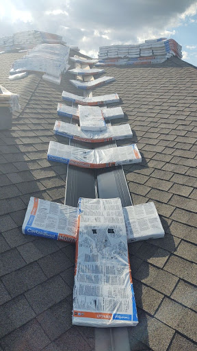 Roofing Contractor «White Castle Roofing», reviews and photos, 15013 Industrial Rd, Omaha, NE 68144, USA