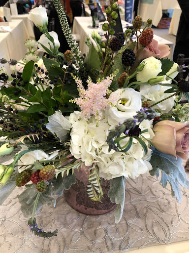 Florist «Red Carpet Flower Shop», reviews and photos, 56 Main St, Durham, NH 03824, USA