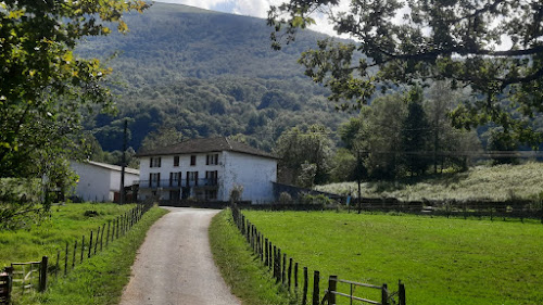 Lodge accueil pèlerin chez sandra Saint-Just-Ibarre