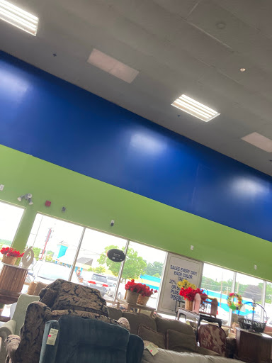 Thrift Store «Good Stuff Thrift», reviews and photos, 543 Lincoln Hwy, Fairless Hills, PA 19030, USA