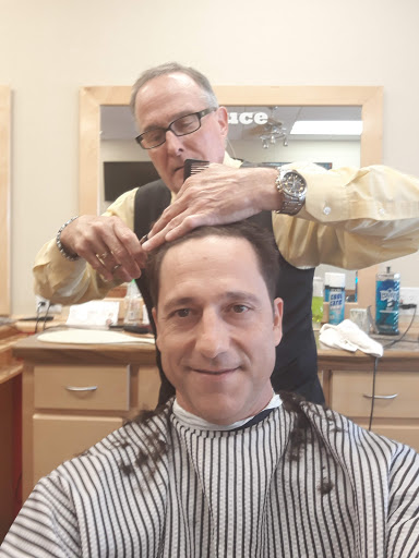 Barber Shop «Clean Cut Barber Shop», reviews and photos, 2551 Drew St # 207, Clearwater, FL 33765, USA