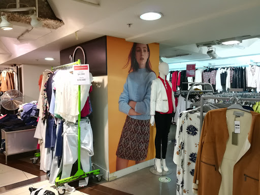 Tiendas para comprar ropa deportiva mujer Santiago de Chile
