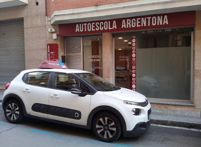 Autoescola Argentona Carrer les Parres, 15B, 08310 Argentona, Barcelona, España