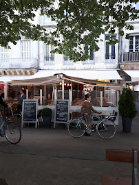 Atmosphère du Restaurant français Le Canot à La Rochelle - n°2