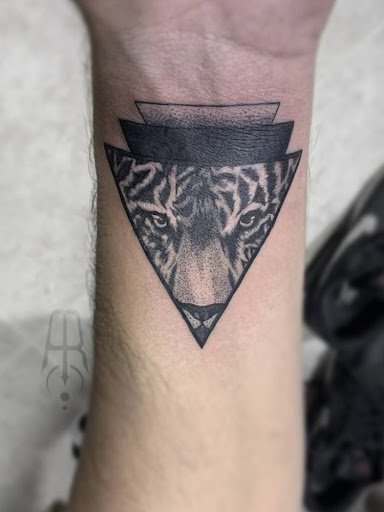 Explore tattoo name ideas for men, creative tattoo ideas in Goose Creek, available at Red Kirin Tattoo