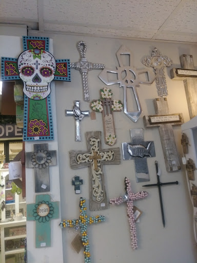 Simply Yours Gifts & More, 14357 Riggs Rd, Helotes, TX 78023, USA, 