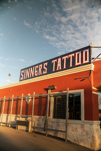 Explore sunflower and roses tattoo ideas, creative tattoo ideas in Dallas, available at Sinners Tattoo Studio and Supply