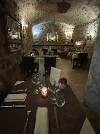 Atmosphère du Restaurant français Au Grand Inquisiteur à Roquebrune-Cap-Martin - n°5