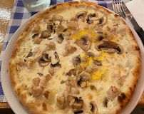 Pizza du Restaurant italien CHEZ MILO à Paris - n°4
