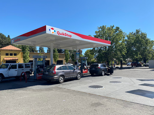 Quik Stop, 601 N Cloverdale Blvd, Cloverdale, CA 95425, USA, 