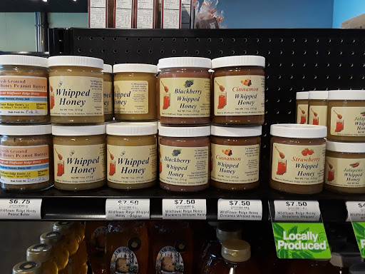 Grocery Store «Tyner Pond Market», reviews and photos, 120 S Audubon Rd, Indianapolis, IN 46219, USA