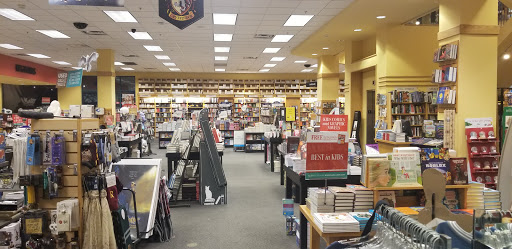 Book Store «Books-A-Million», reviews and photos, 116 Bangor Mall Blvd, Bangor, ME 04401, USA