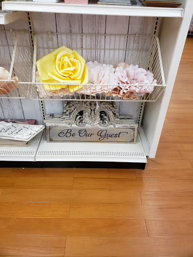 Craft Store «Michaels», reviews and photos, 3940 28th St SE, Grand Rapids, MI 49512, USA