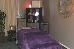 Lu Lavender Massage image