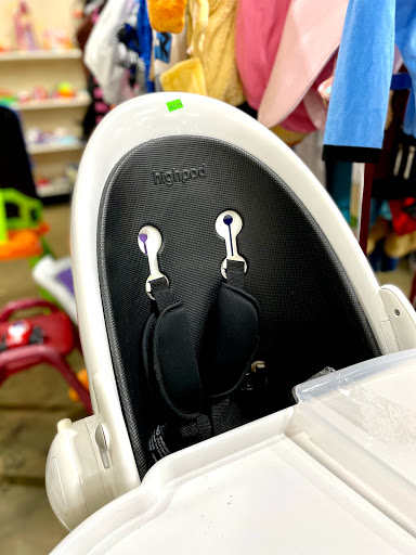 Thrift Store «Missions Thrift Store», reviews and photos, 2721 E Millbrook Rd, Raleigh, NC 27604, USA