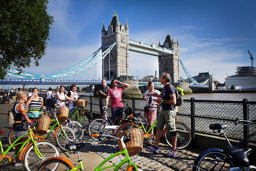 Bike tours by Kingston-upon-Thames