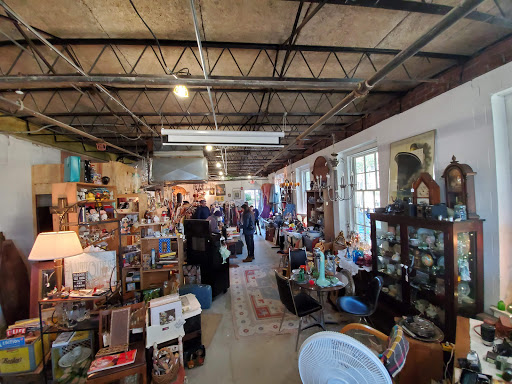 Performing Arts Theater «Downtown Cabaret Theatre», reviews and photos, 263 Golden Hill St #3, Bridgeport, CT 06604, USA