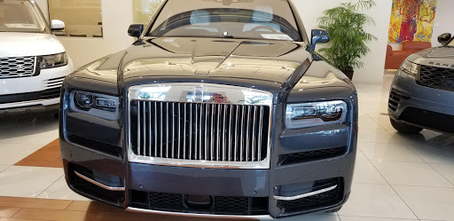 Car Dealer «Bentley Naples», reviews and photos, 900 Tamiami Trail N, Naples, FL 34102, USA