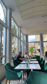 Atmosphère du Riviera Restaurant à Cannes - n°3