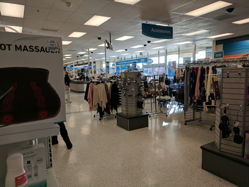 Clothing Store «Ross Dress for Less», reviews and photos, 620 Triangle Shopping Center, Longview, WA 98632, USA