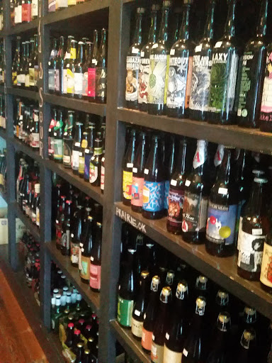 Liquor Store «Louisville Beer Store», reviews and photos, 746 E Market St, Louisville, KY 40202, USA