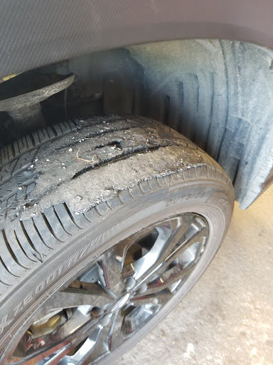 Tire Shop «Discount Tire Store», reviews and photos, 41550 Ford Rd, Canton, MI 48187, USA